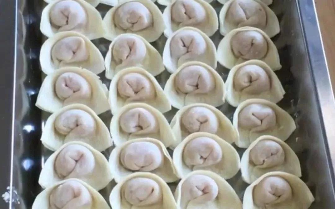 餛飩、刀削面、面條、肉夾饃、餡餅、發(fā)面油餅的和面方法及配方